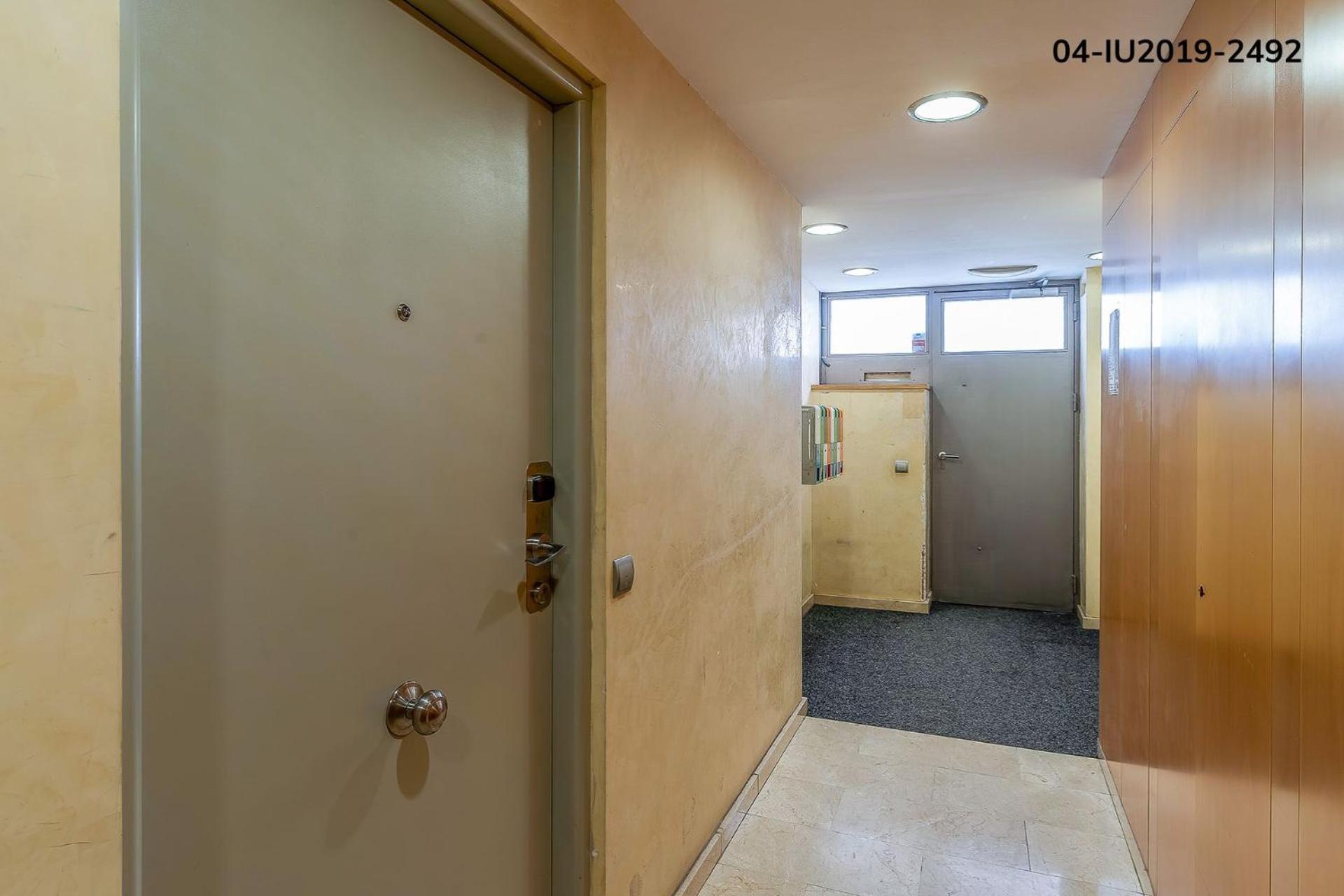 4256 - Ab Les Corts Bi Apartment Barcelona